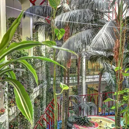Benalbeach Relaxing Garden View